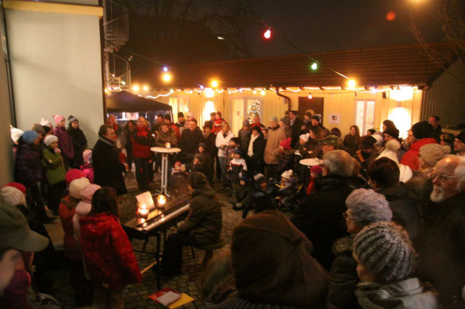 Der 4. Weihnachtsmarkt 2012 am Samstag